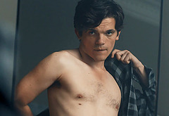 Edward Bluemel naked