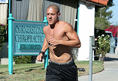 Theo Rossi bulge