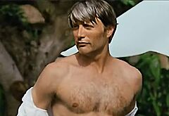 Mads Mikkelsen sexy