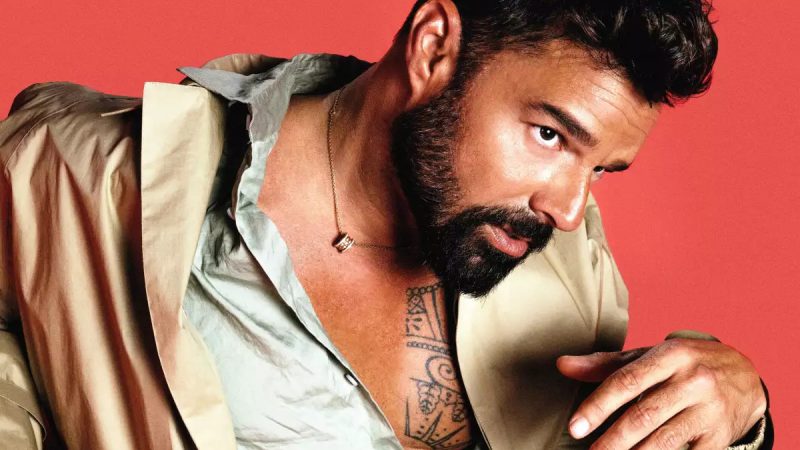 Ricky Martin Dazzles on the Cover of Elle Mexico’s Pride Issue!