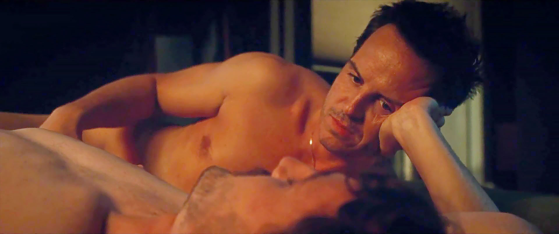 Andrew Scott Nude & Erotic Gay Actions in All of Us Strangers