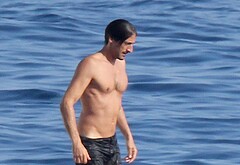 Adrien Brody cock bulge