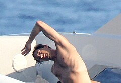 Adrien Brody topless