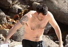 Ben Affleck penis bulge