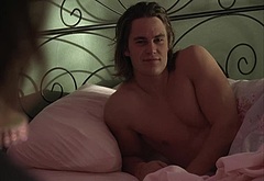 Taylor Kitsch nudes torso