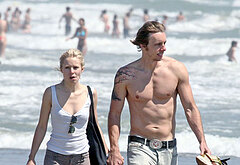 Dax Shepard shirtless