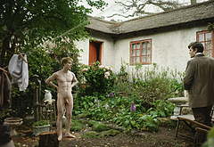 Louis Hofmann exposed