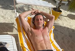 Lewis Pullman naked selfie
