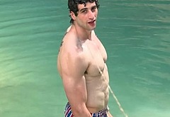 Agustn Della Corte bulge