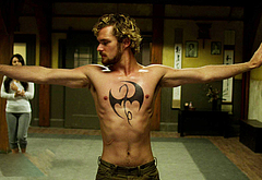 Finn Jones nudes