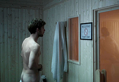 Luke Treadaway nudity