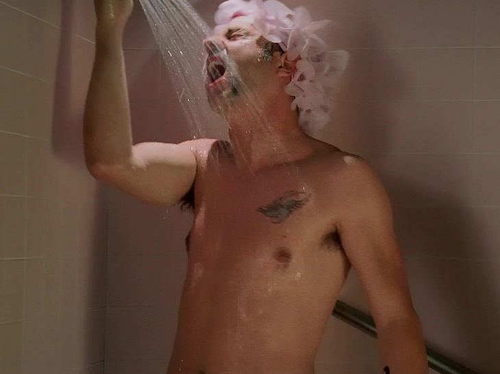 Giovanni Ribisi nude in shower