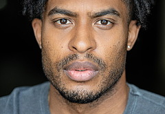 Brandon P Bell sexy