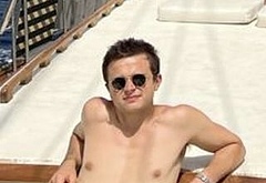 Ben Ahlers cock bulge