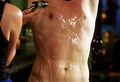 Matt Lanter striptease
