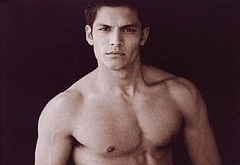 Nicholas Gonzalez uncensored nude penis