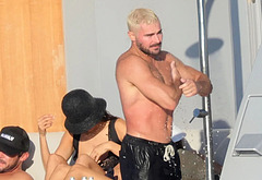 Zac Efron nudes