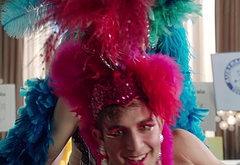 Hamish Linklater in The Crazy Ones