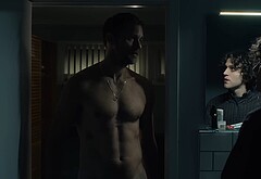 Alexander Skarsgard nude