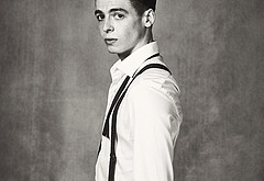 Anthony Boyle sexy photos