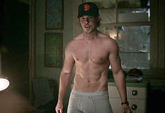 Austin Butler cock bulge