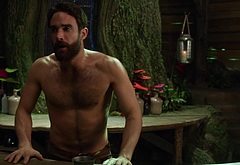Joshua Sasse nude uncensored pics