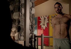Joshua Sasse nude uncensored pics