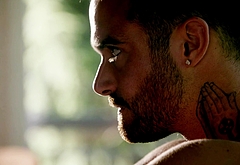 Joshua Sasse nude uncensored pics