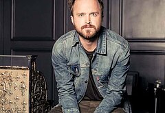 Aaron Paul shirtless pics