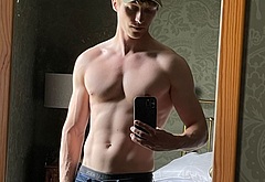 Will Tudor shirtless selfie