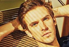 Dan Stevens sexy photos