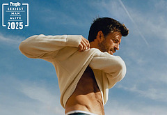 Jonathan Bailey sexy for People