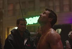 Glen Powell nude in The Running Man BTS