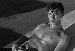 Johnny Berchtold nudity