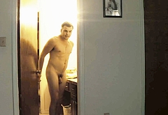 Cullen Moss nude pics