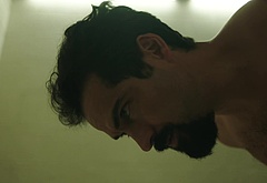 Alfonso Herrera nude scenes