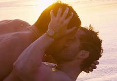 Alfonso Herrera nude scenes