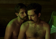 Alfonso Herrera nude scenes