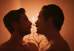 Alfonso Herrera nude scenes