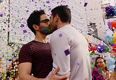 Alfonso Herrera nude scenes