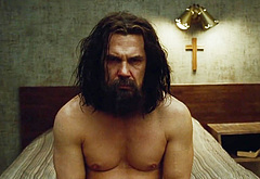 Josh Brolin nude scenes