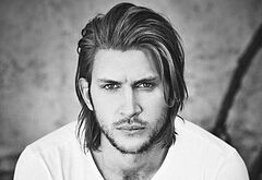 Greyston Holt naked pics