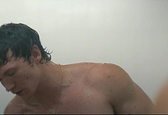 Hudson Williams nude scenes