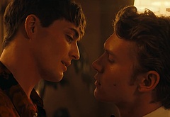 Hudson Williams nude scenes