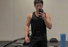 Hudson Williams sexy pics