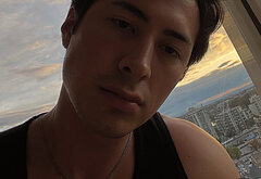 Hudson Williams sexy pics