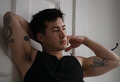 Hudson Williams sexy pics