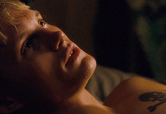 Toby Hemingway nude scenes