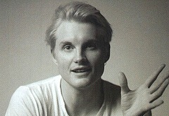 Toby Hemingway sexy photos