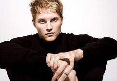 Toby Hemingway sexy photos